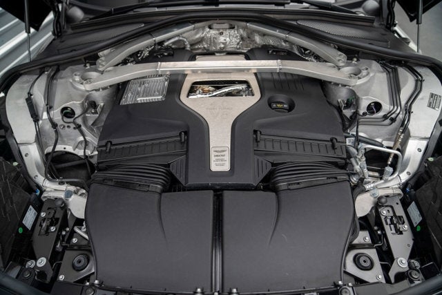 2025 Aston Martin DBX 707