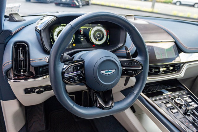 2025 Aston Martin DBX 707