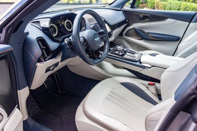 2025 Aston Martin DBX 707