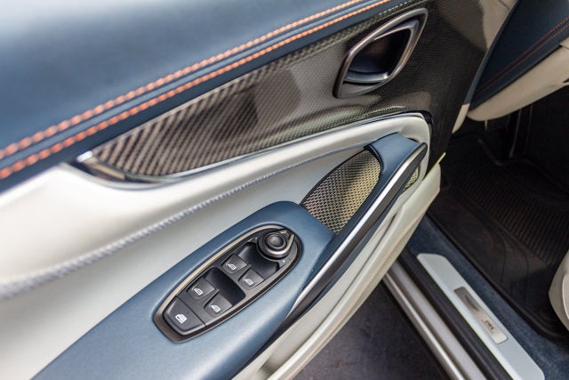 2025 Aston Martin DBX 707