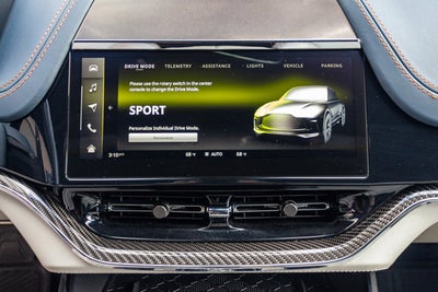 2025 Aston Martin DBX 707
