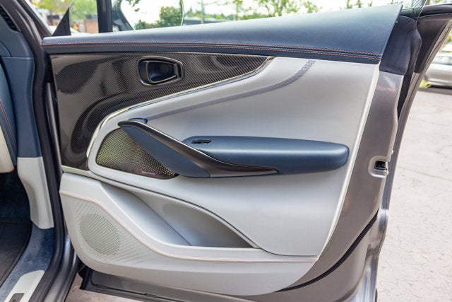 2025 Aston Martin DBX 707