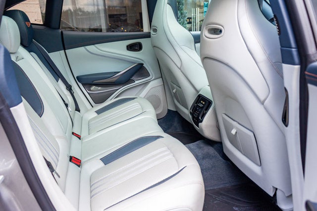 2025 Aston Martin DBX 707