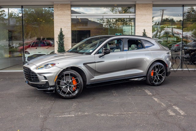2025 Aston Martin DBX 707