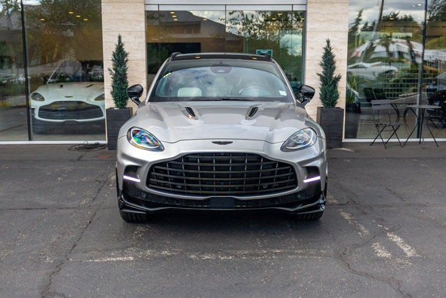 2025 Aston Martin DBX 707