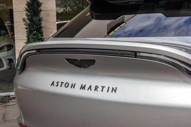 2025 Aston Martin DBX 707