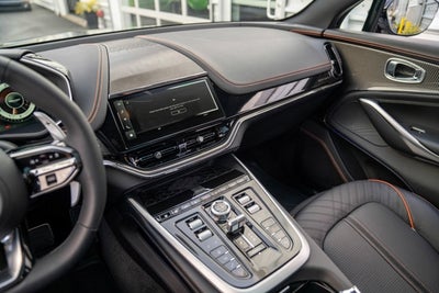 2025 Aston Martin DBX 707