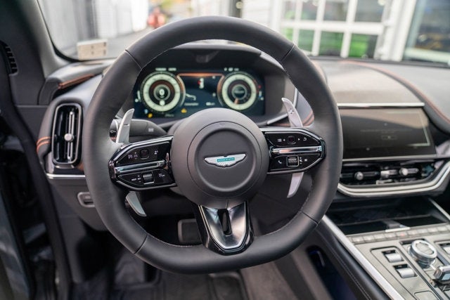 2025 Aston Martin DBX 707