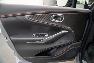 2025 Aston Martin DBX 707