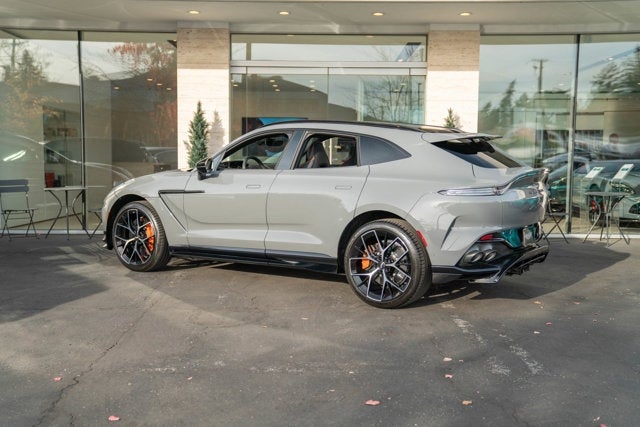 2025 Aston Martin DBX 707