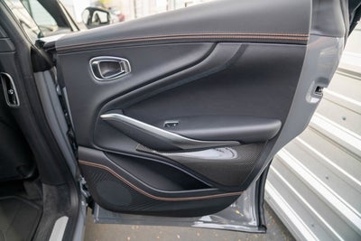 2025 Aston Martin DBX 707