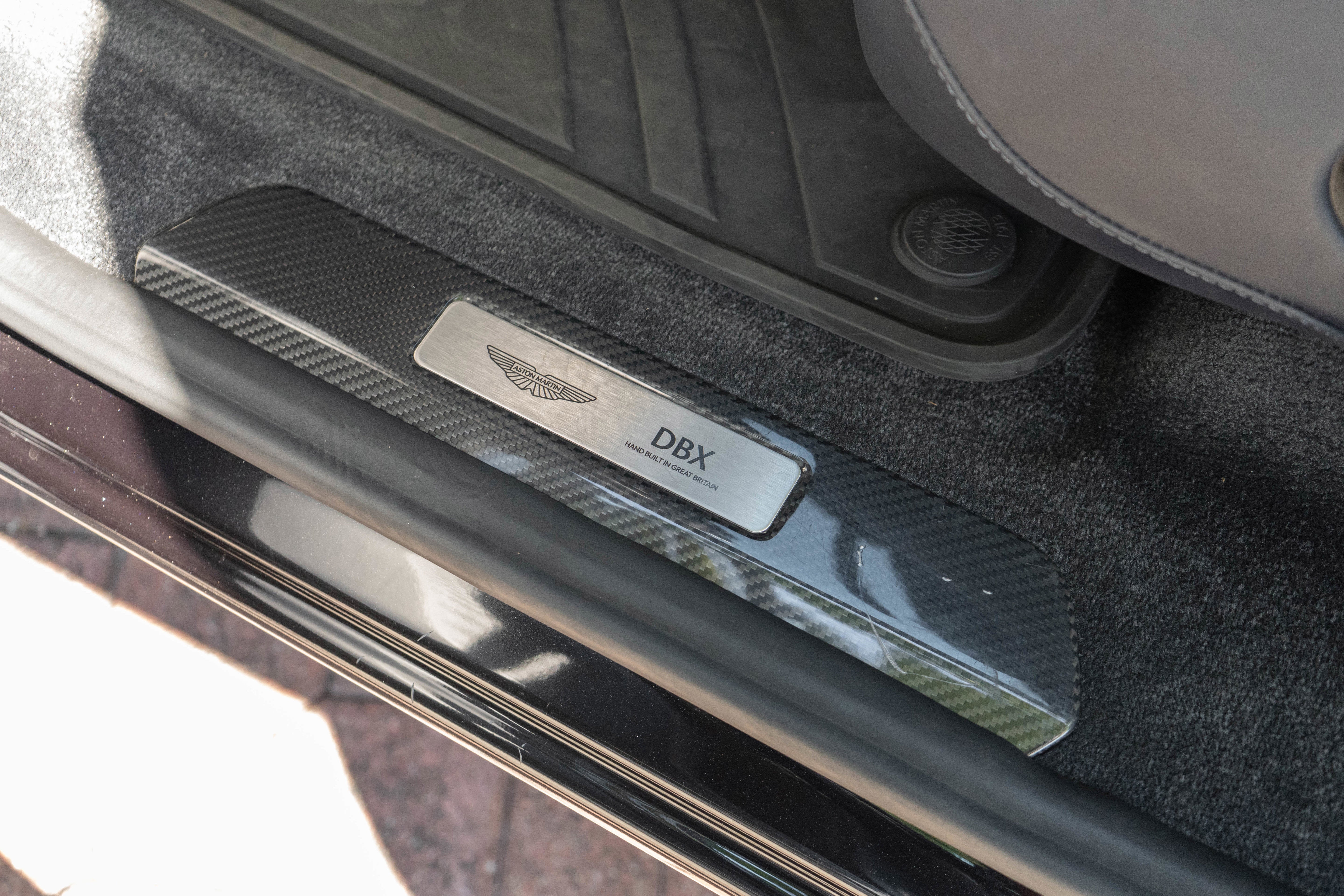 2025 Aston Martin DBX 707