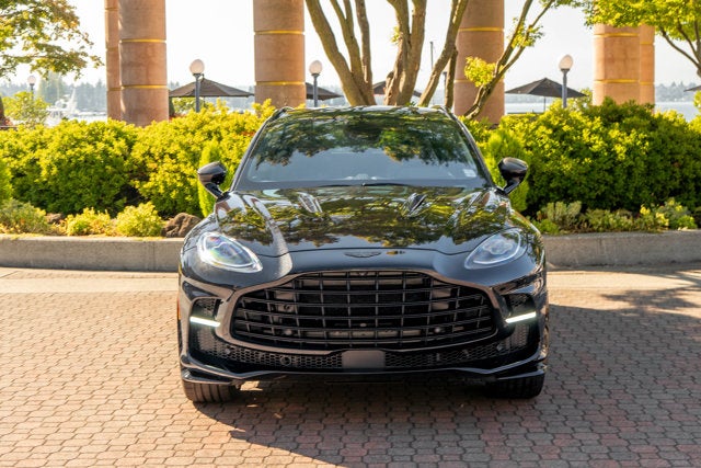 2025 Aston Martin DBX 707