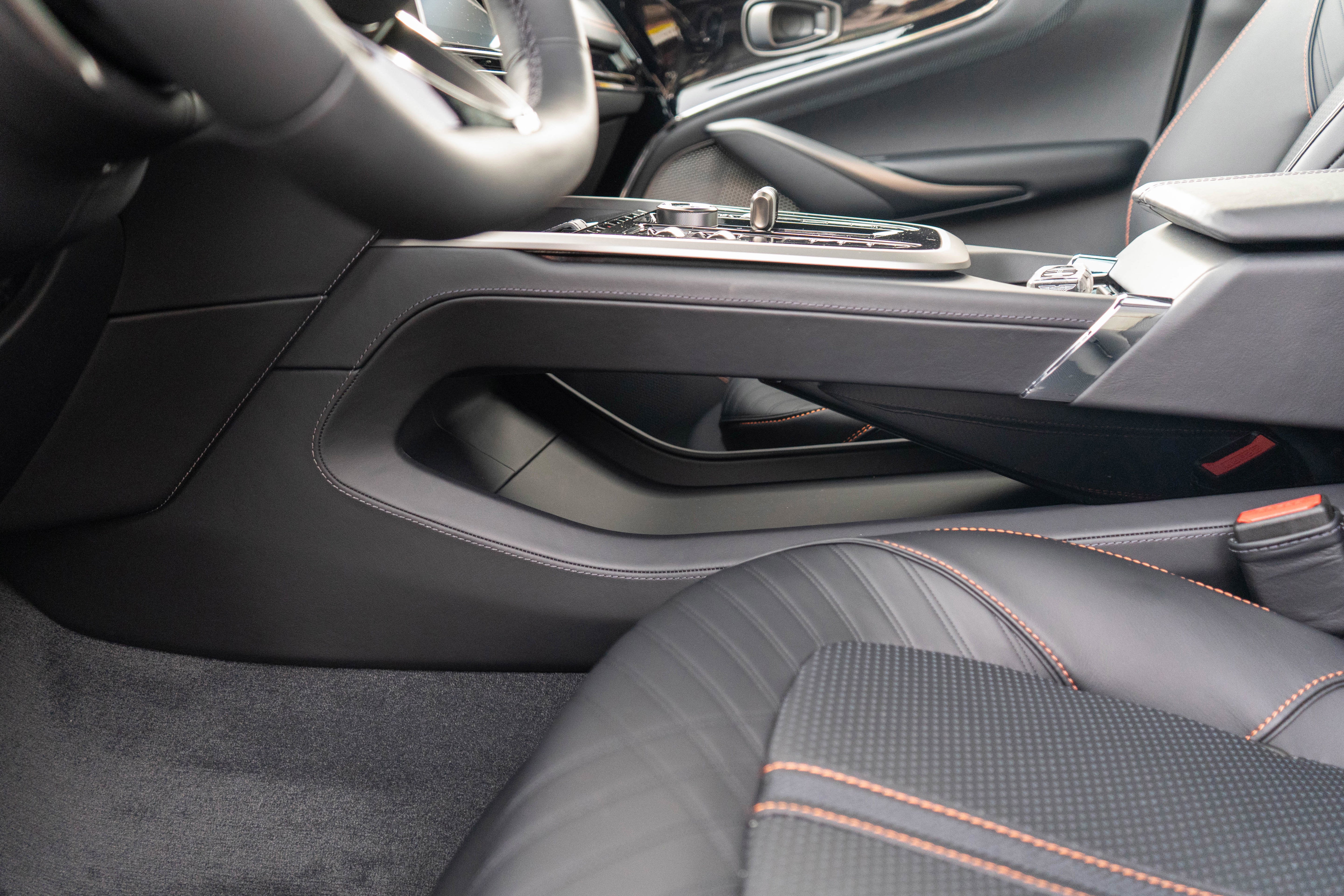 2026 Aston Martin DBX 707