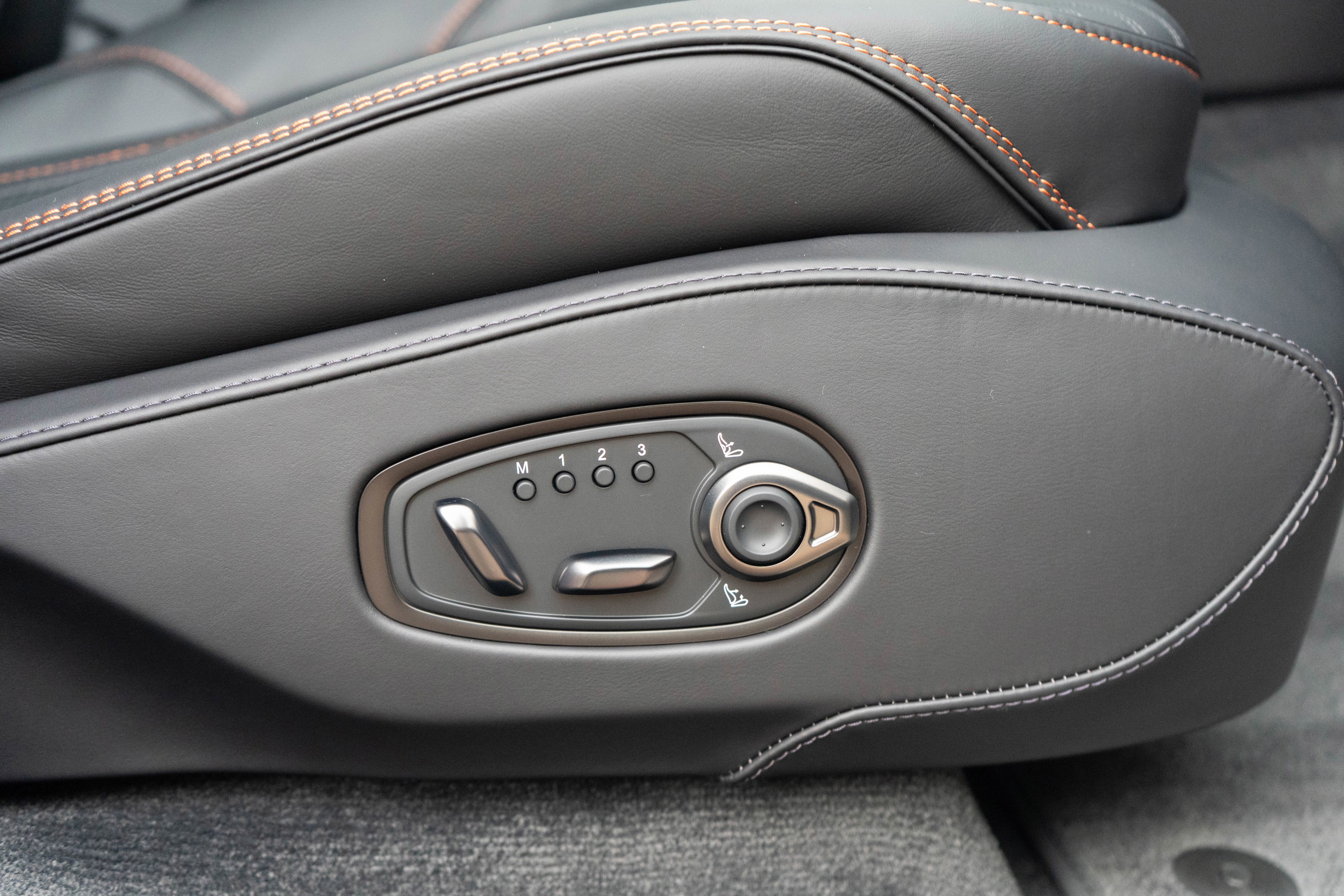 2026 Aston Martin DBX 707