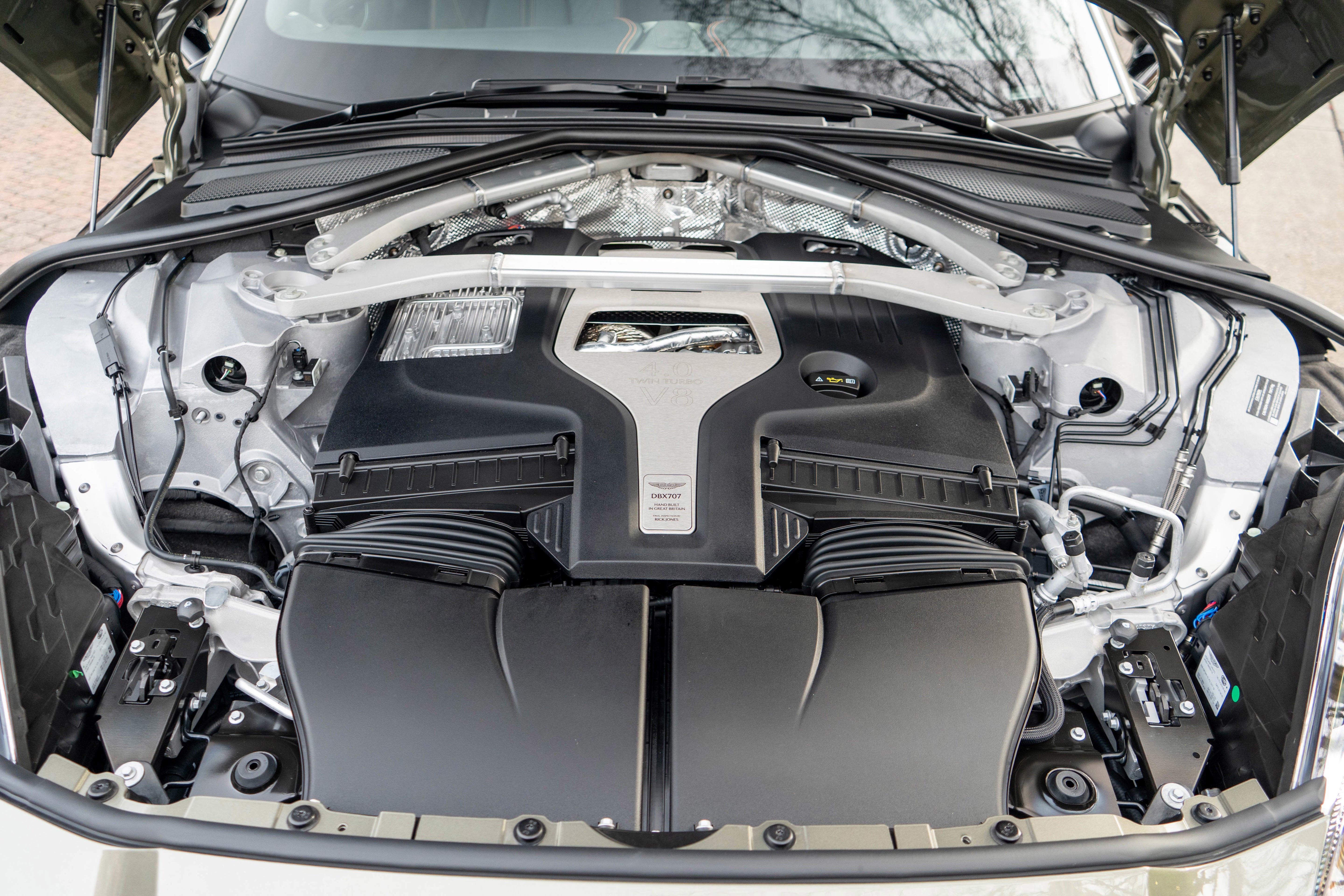 2026 Aston Martin DBX 707