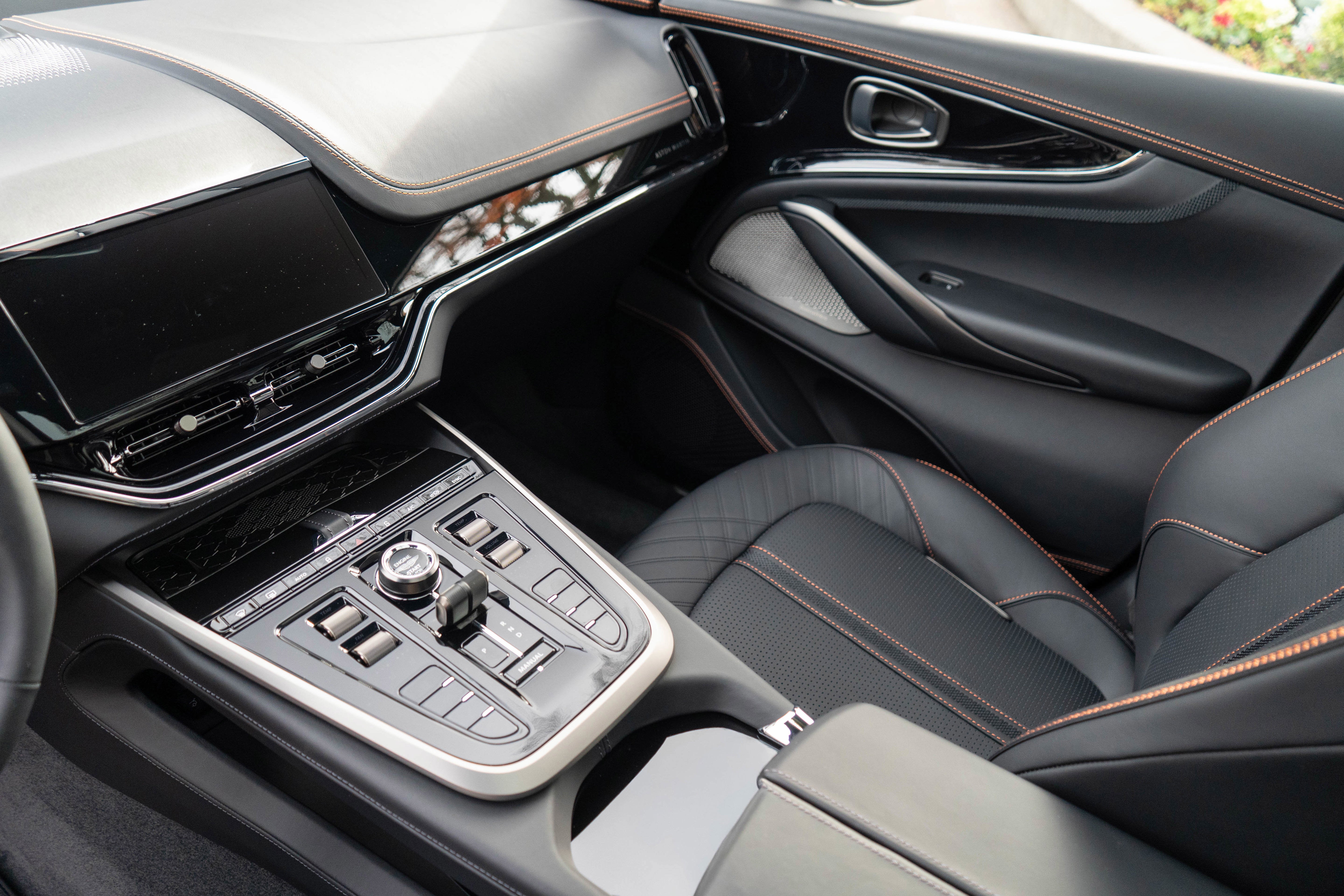 2026 Aston Martin DBX 707