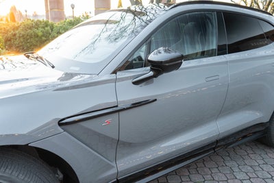 2026 Aston Martin DBX S