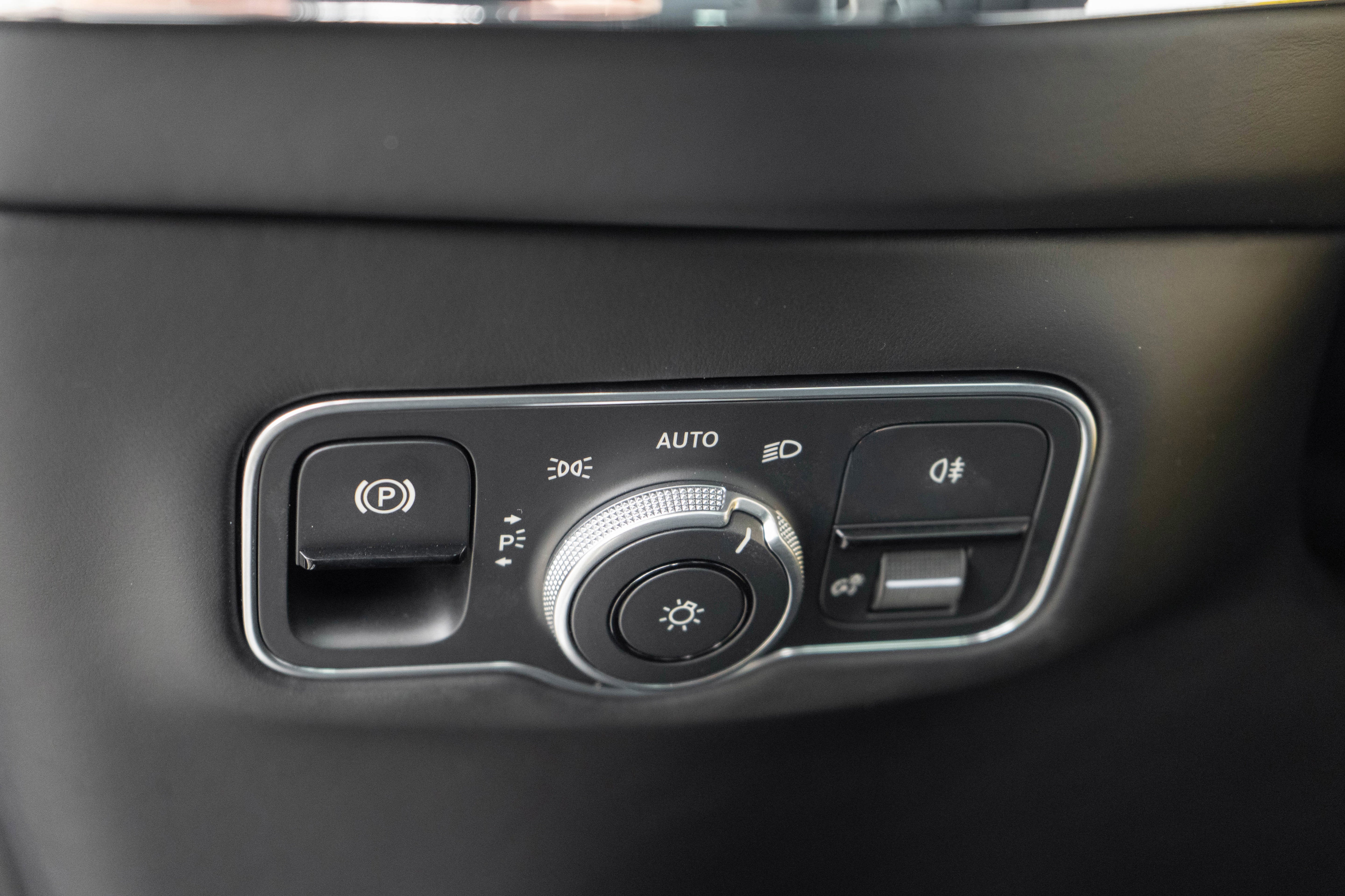 2026 Aston Martin DBX S