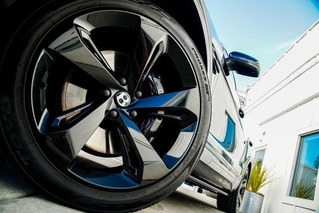 2018 Bentley Bentayga Black Edition