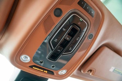 2019 Bentley Bentayga V8 Centenary Specification