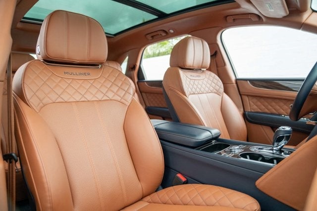 2019 Bentley Bentayga V8 Centenary Specification