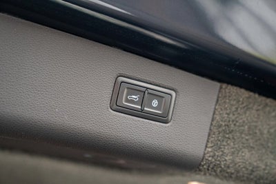 2019 Bentley Bentayga V8 Centenary Specification