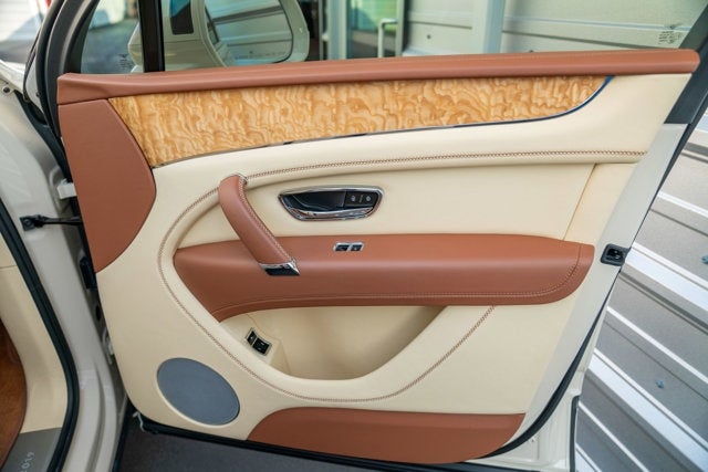 2020 Bentley Bentayga V8 Centenary Specification