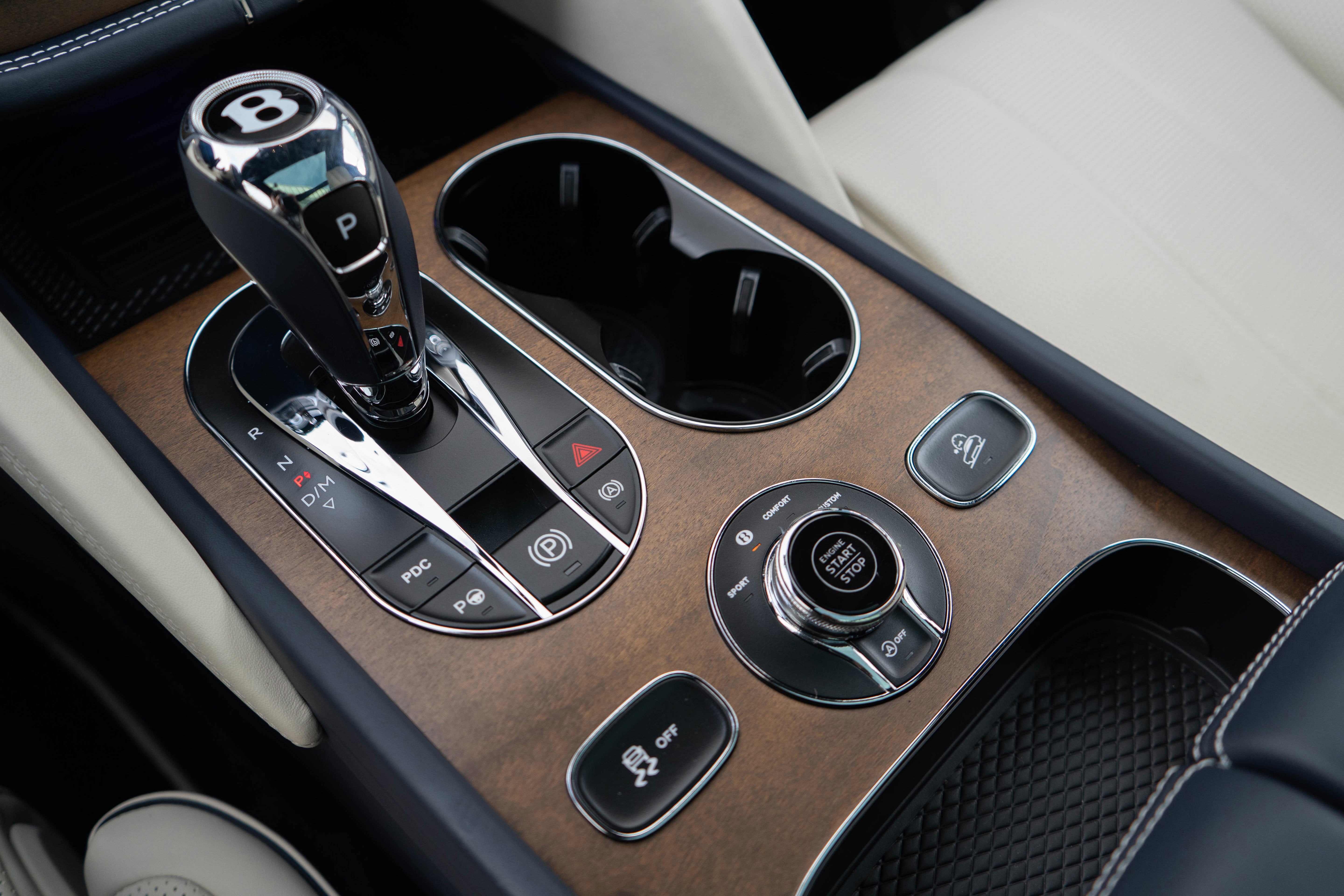 2023 Bentley Bentayga V8