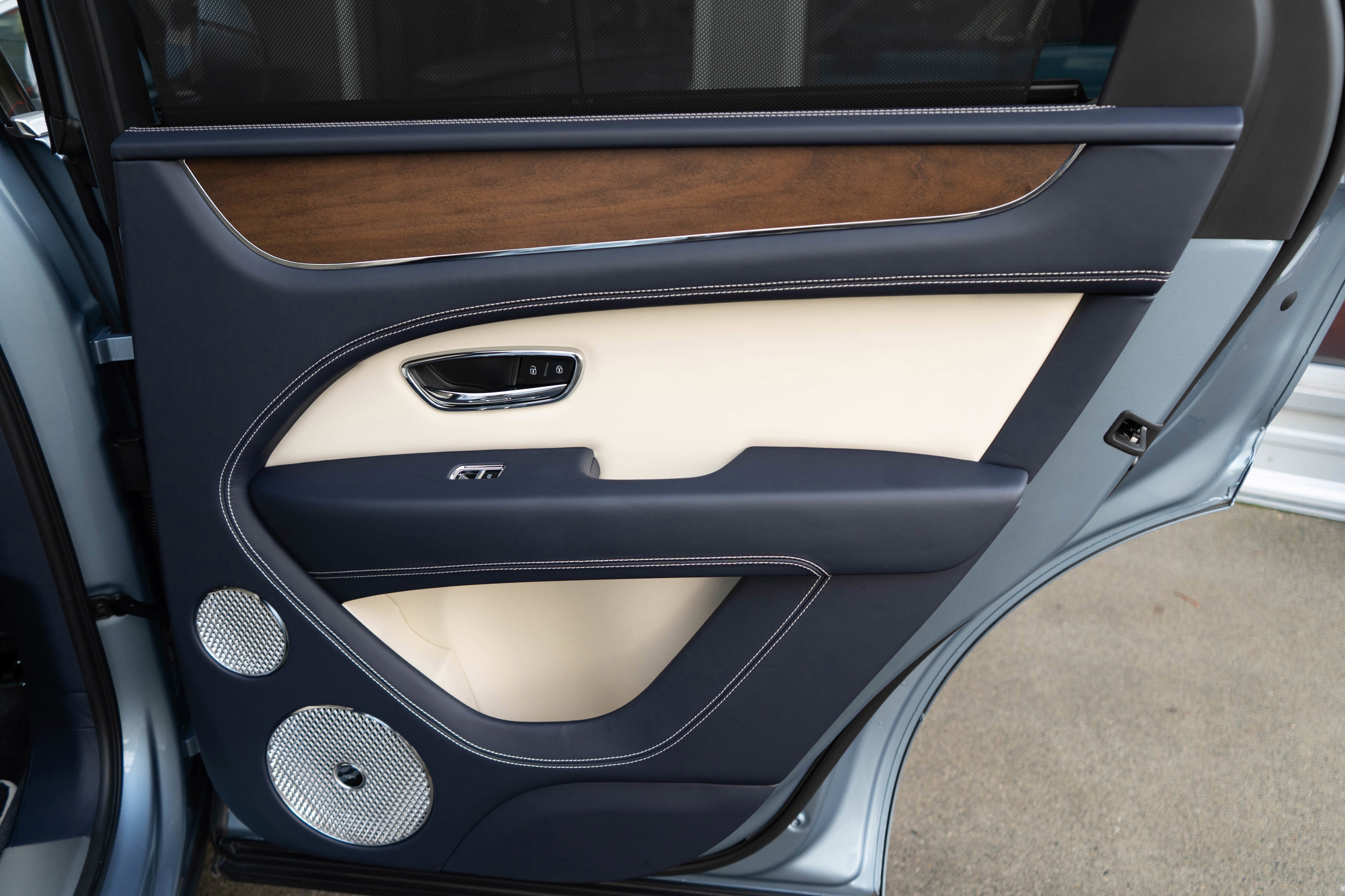 2023 Bentley Bentayga V8