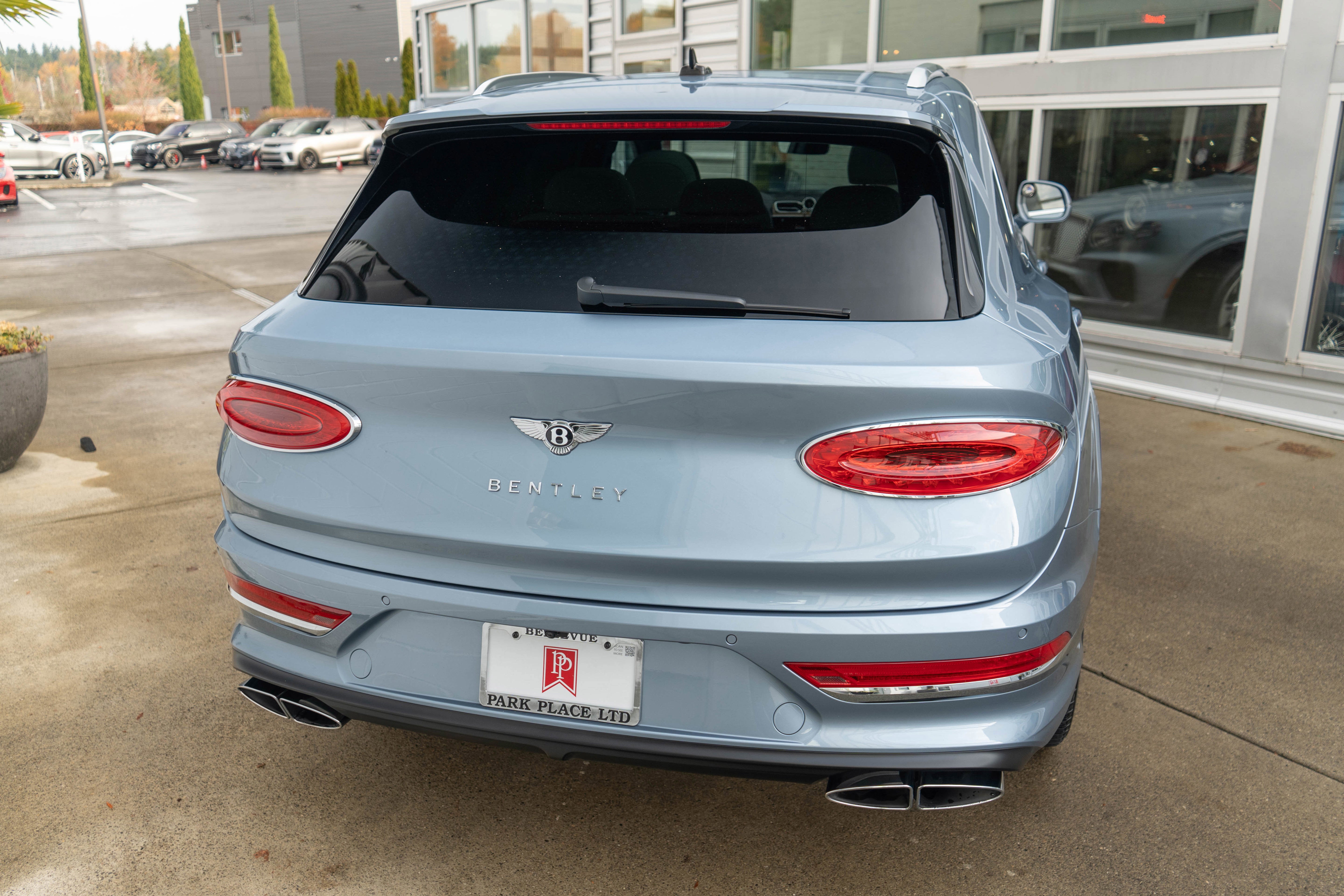 2023 Bentley Bentayga V8