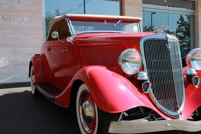 1934 Ford Roadster Custom Hot-Rod