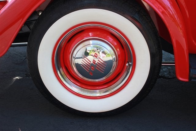 1934 Ford Roadster Custom Hot-Rod