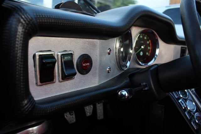 1973 DeTomaso Pantera Base