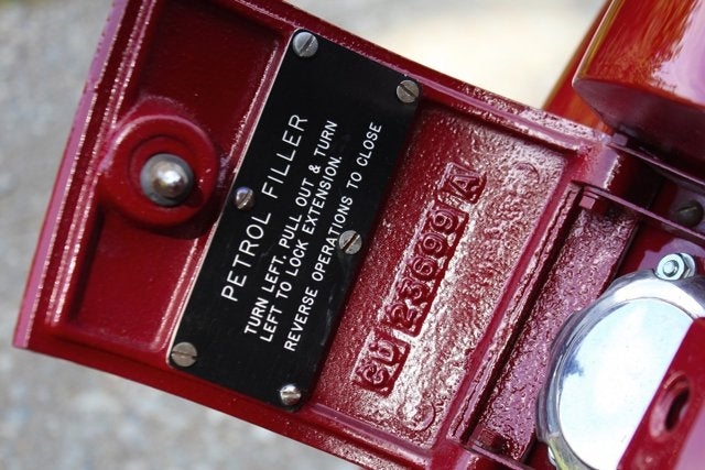 1949 Triumph 2000 Base