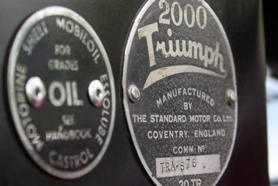 1949 Triumph 2000 Base