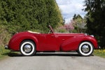 1949 Triumph 2000 Base