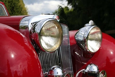 1949 Triumph 2000 Base