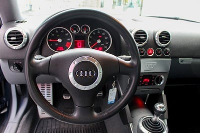 2004 Audi TT Quattro