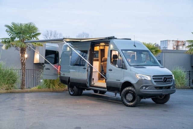 2020 Mercedes-Benz Sprinter Custom