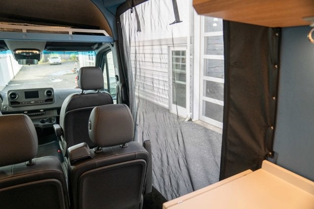 2020 Mercedes-Benz Sprinter Custom