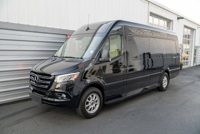 2020 Mercedes-Benz Sprinter Limousine Conversion Ultimate Toys