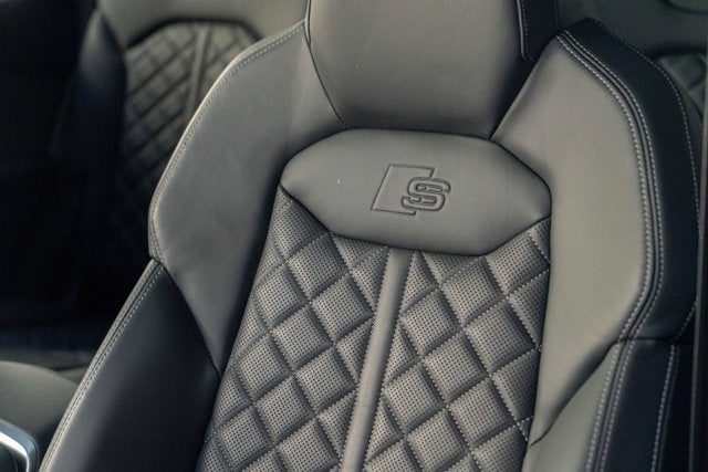 2020 Audi SQ7 Premium Plus