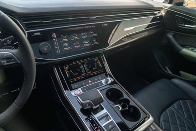 2020 Audi SQ7 Premium Plus