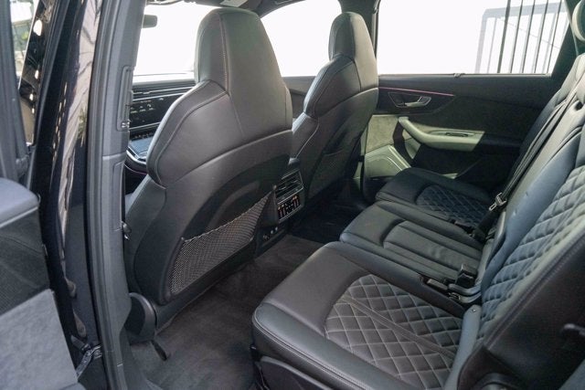 2020 Audi SQ7 Premium Plus