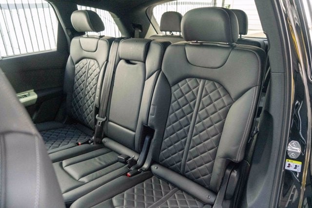 2020 Audi SQ7 Premium Plus