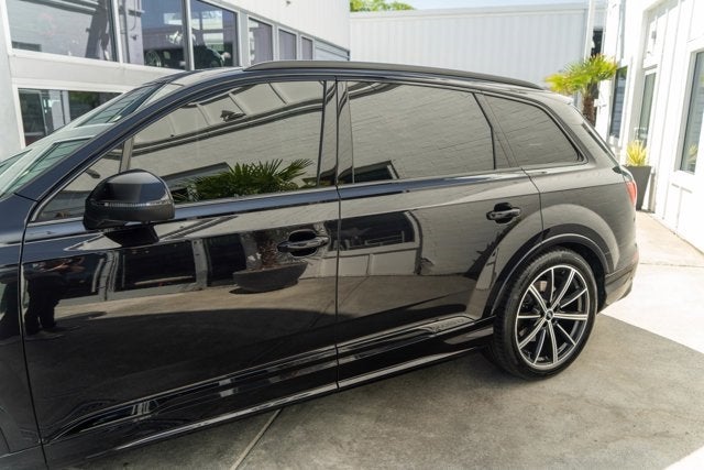 2020 Audi SQ7 Premium Plus