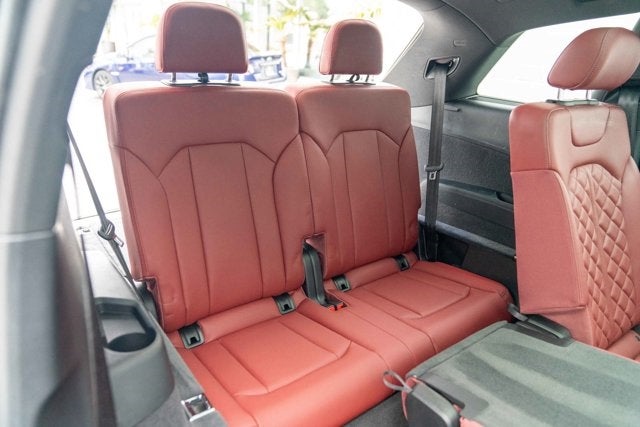 2021 Audi SQ7 Premium Plus