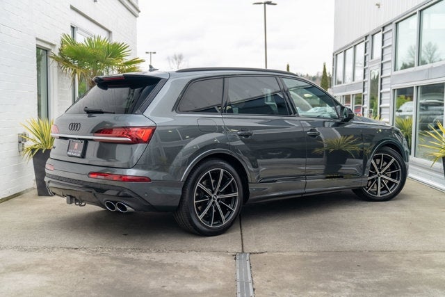 2021 Audi SQ7 Premium Plus