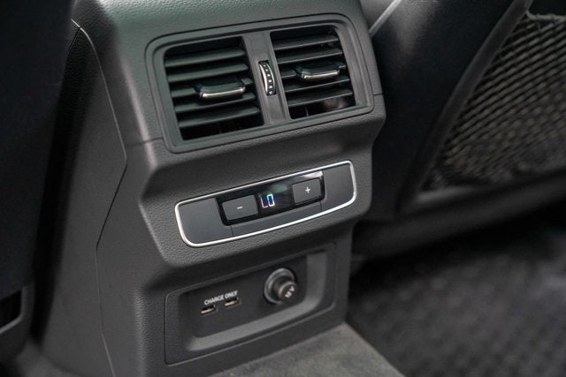 2022 Audi SQ5 Premium Plus